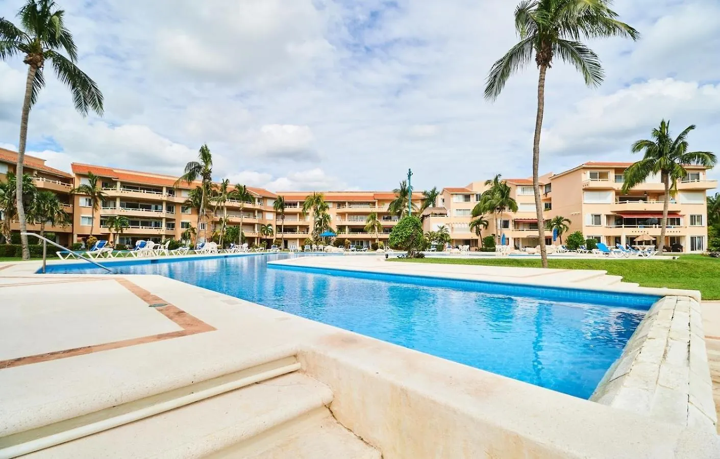 Beachfront Appt With Amazing Pool In Pto Aventuras Puerto Aventuras 0*,  Mexiko