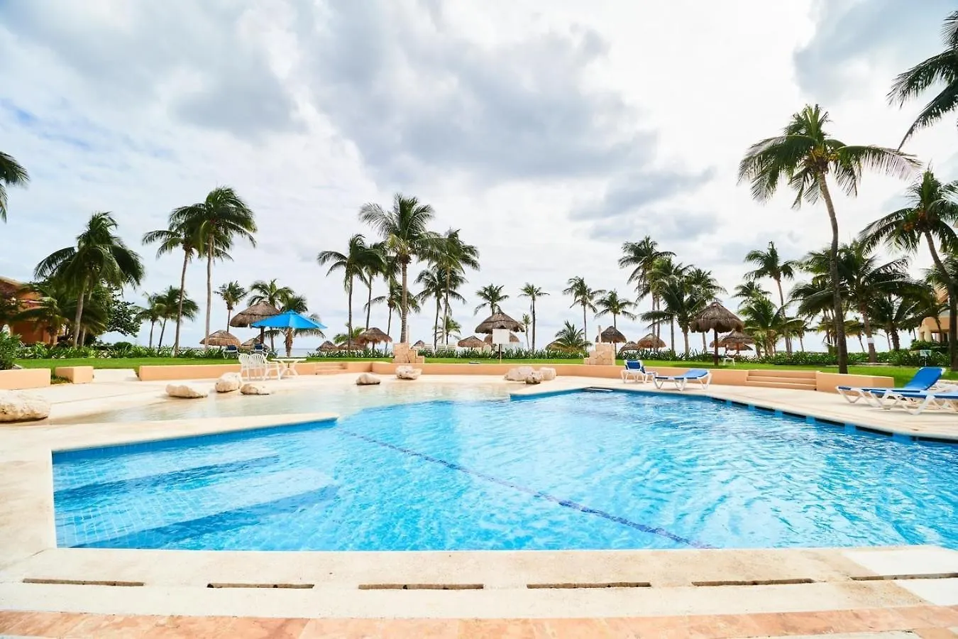 Beachfront Appt With Amazing Pool In Pto Aventuras Apartment Puerto Aventuras