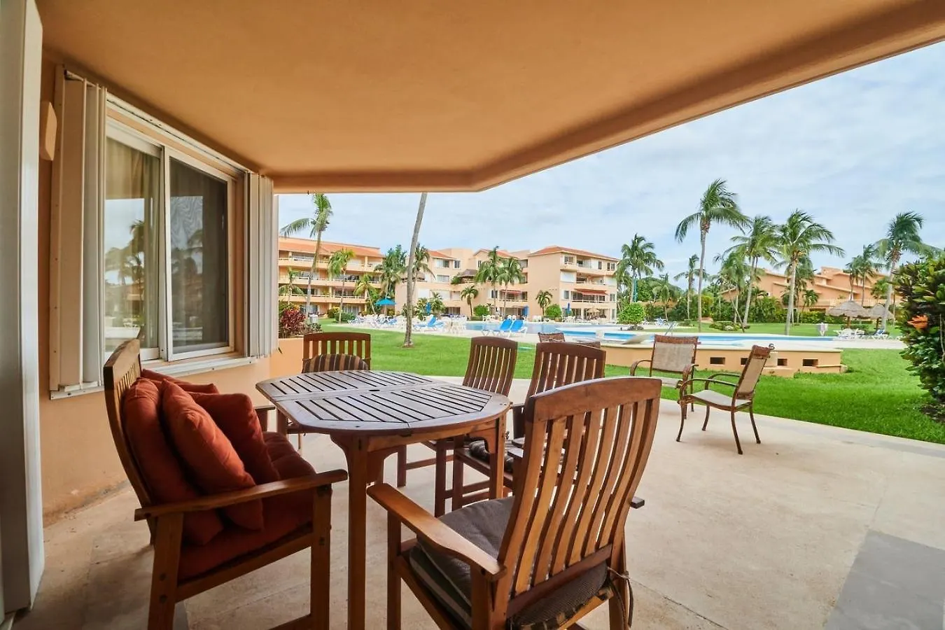 Beachfront Appt With Amazing Pool In Pto Aventuras Apartment Puerto Aventuras